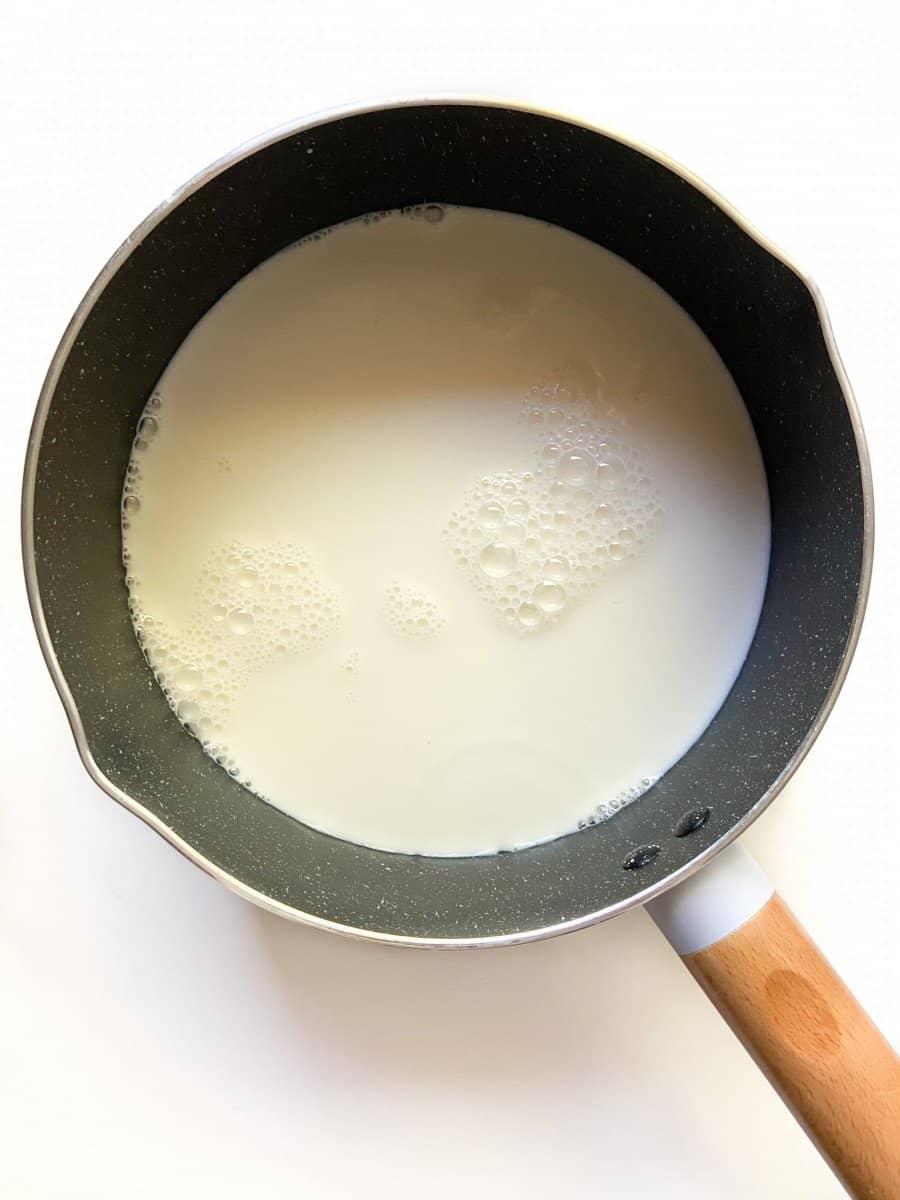 A small saucepan of milk.
